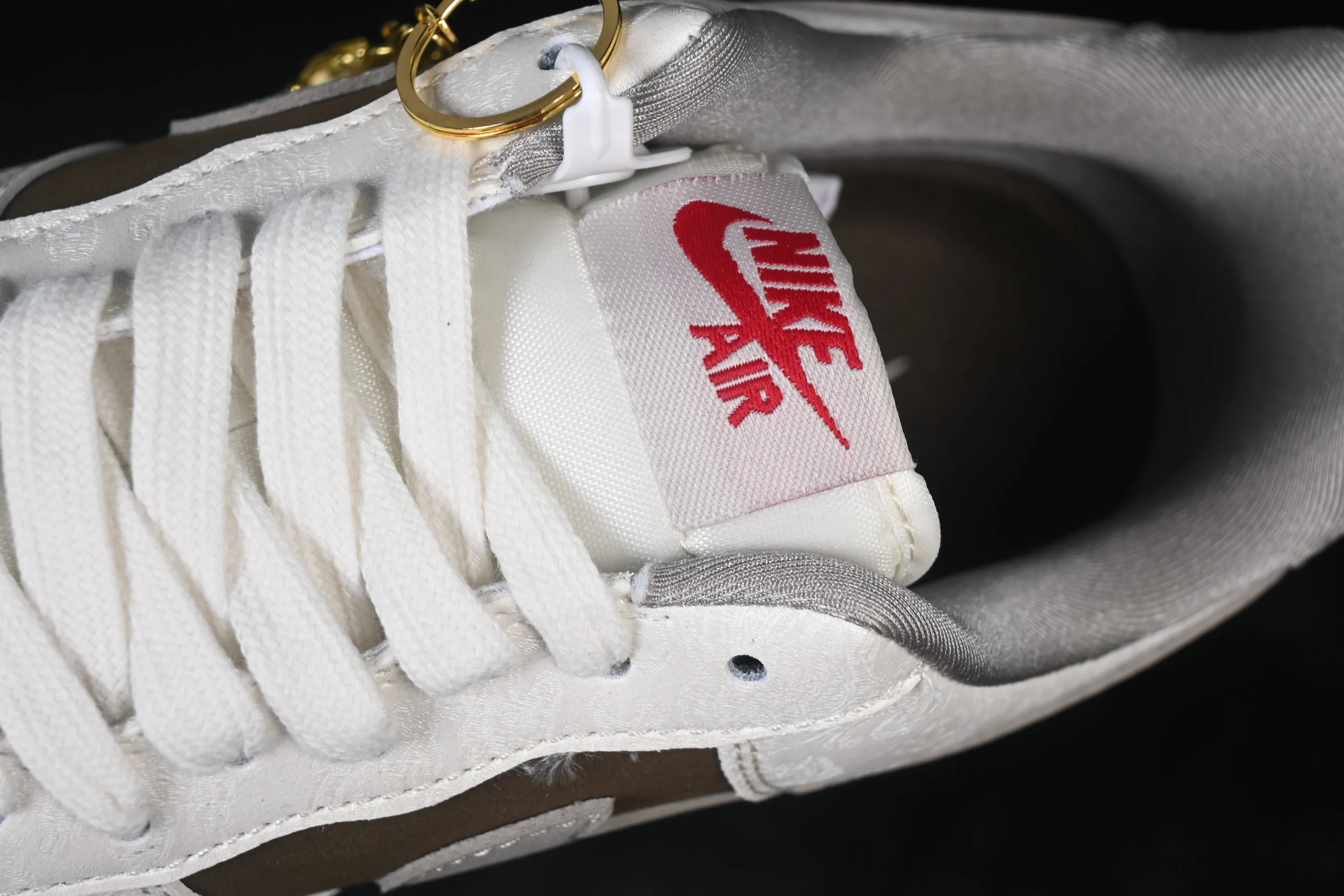 All categories Nk Air Force 1 Air Force series Nk Air Force 1 Low Air Force low-top Nike Air Force 1'07 Low Year of the Horse limited edition White and green Chinese style Air Force 1 low-top casual sneakers DW8806-008